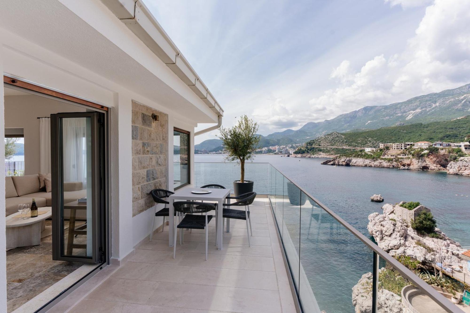Blanche Cliff Apartments Sveti Stefan Exteriör bild