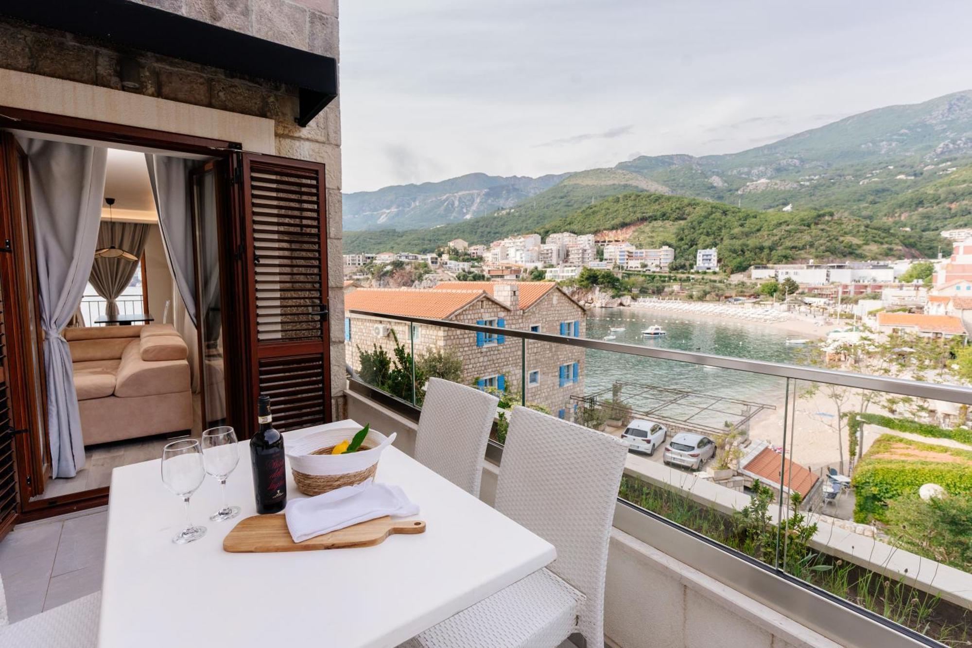 Blanche Cliff Apartments Sveti Stefan Exteriör bild