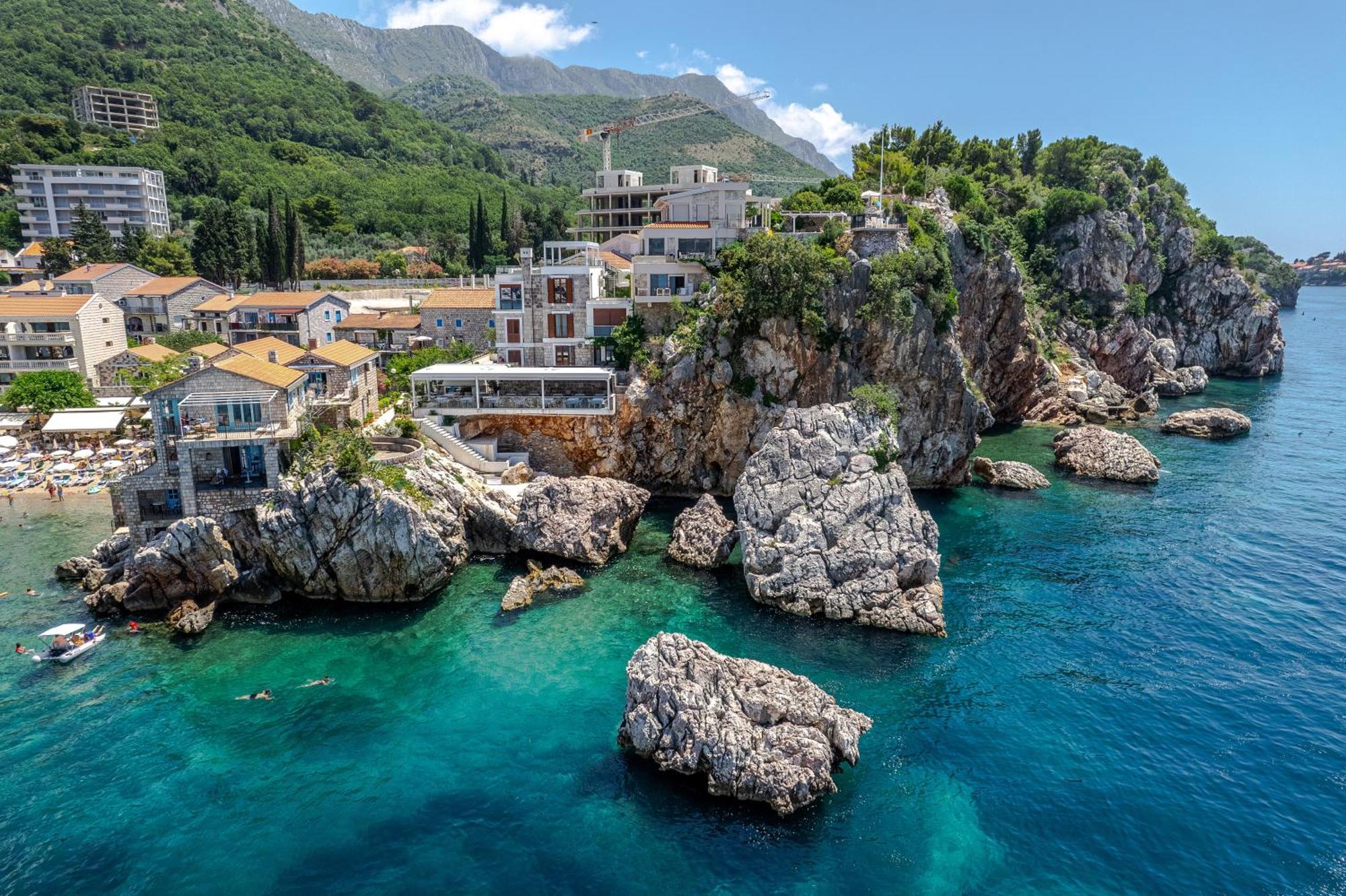 Blanche Cliff Apartments Sveti Stefan Exteriör bild