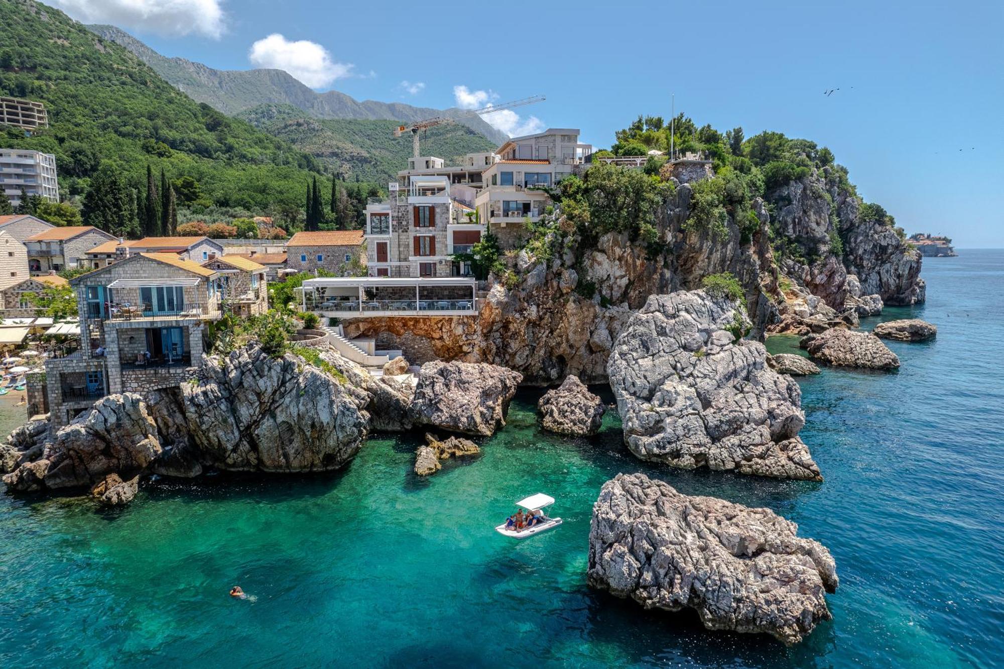 Blanche Cliff Apartments Sveti Stefan Exteriör bild